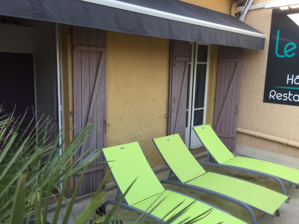 Hotel Restaurant Le 8 Mandelieu エクステリア 写真